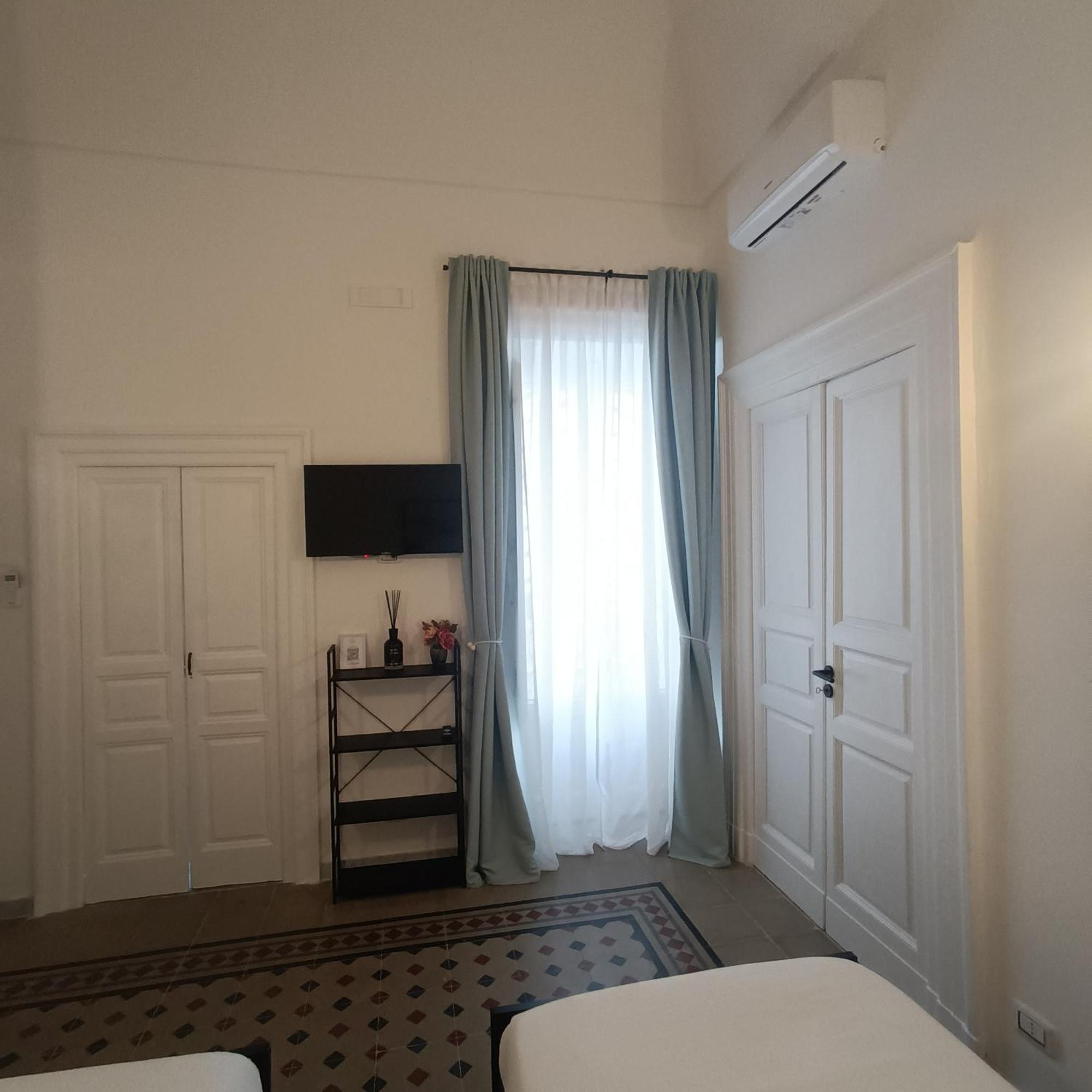 Dimora Tarantina Hotel Taranto Exterior foto