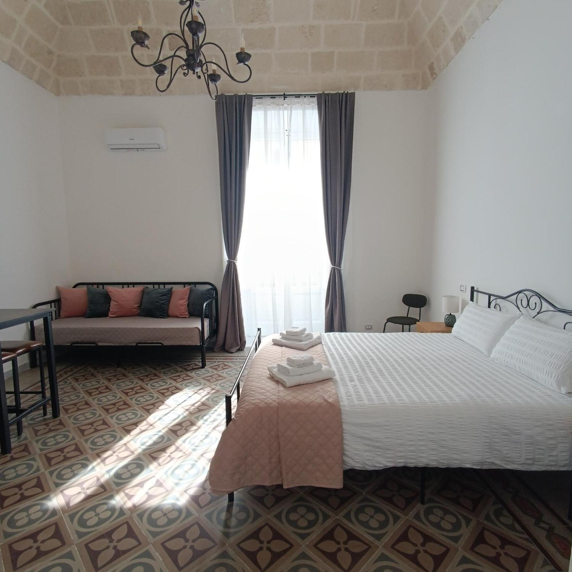 Dimora Tarantina Hotel Taranto Exterior foto